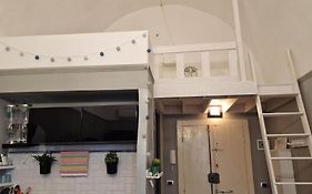 Casa Di Paola Via Napoli Bari